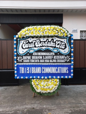 Papan Bunga Duka di Darmawangi